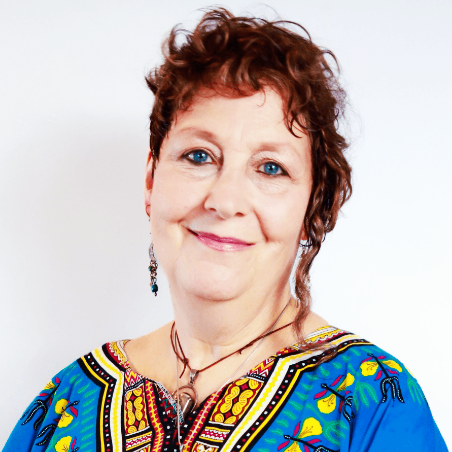 Betsy • Vocal Coach